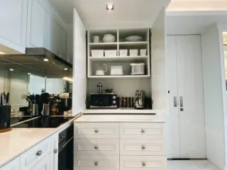For rent 2 bedrooms condo in Yan Nawa, Bangkok