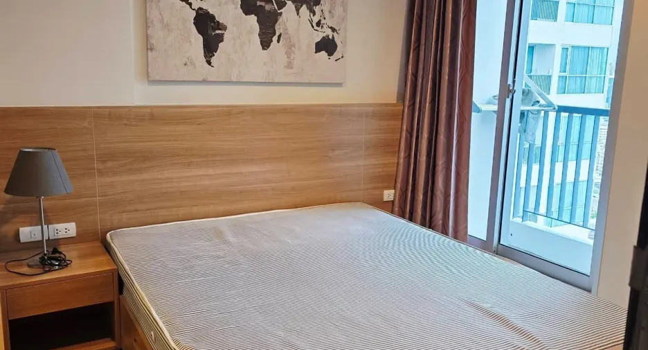 For rent 1 bed condo in Sathon, Bangkok