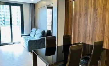 Condo en alquiler y en venta de 1 habitaciones en Huai Khwang, Bangkok