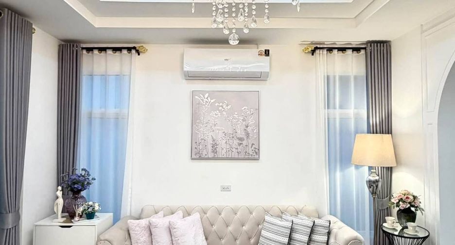 Casa en venta de 2 habitaciones en Bang Lamung, Chonburi