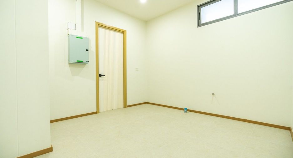 For sale 3 bedrooms house in Mueang Chiang Mai, Chiang Mai