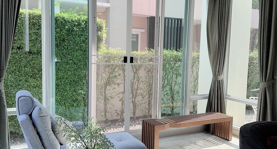 For sale 6 bedrooms house in Khan Na Yao, Bangkok