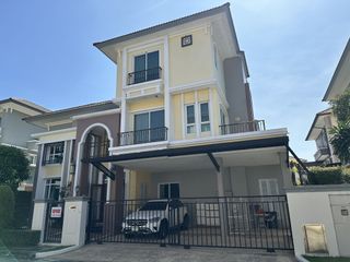 For sale 6 bedrooms house in Khan Na Yao, Bangkok