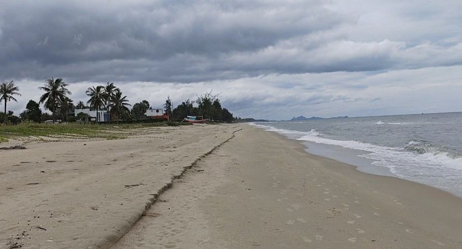 À vendre terrain à Thap Sakae, Prachuap Khiri Khan