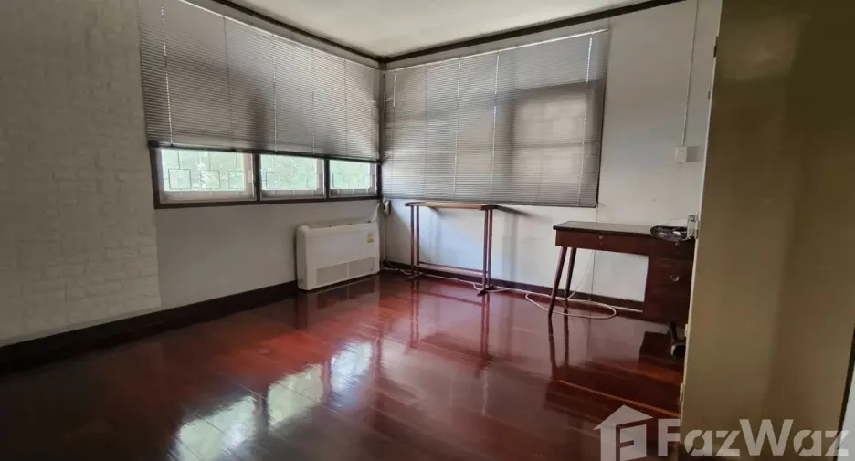 Casa en venta de 2 habitaciones en Bang Khae, Bangkok