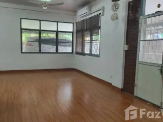 Casa en venta de 2 habitaciones en Bang Khae, Bangkok