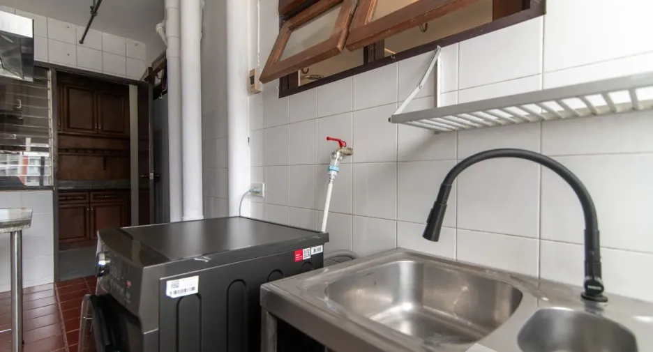 For sale 3 bedrooms condo in Yan Nawa, Bangkok