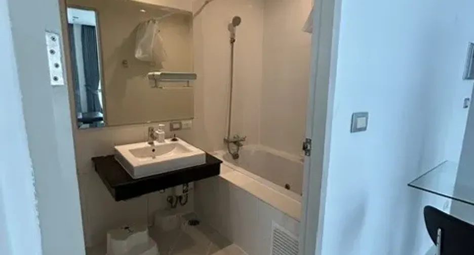 Condo en alquiler de 1 habitaciones en Watthana, Bangkok