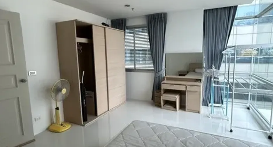 Condo en alquiler de 1 habitaciones en Watthana, Bangkok