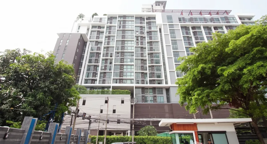 For rent 1 bed condo in Huai Khwang, Bangkok