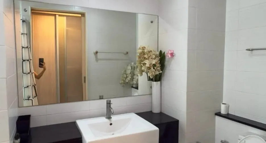 For rent 1 bed condo in Huai Khwang, Bangkok
