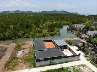 For rent and for sale 3 bedrooms villa in Thalang, Phuket