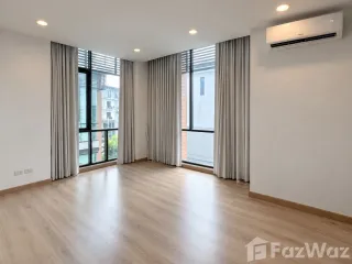 For rent 3 bedrooms townhouse in Bueng Kum, Bangkok