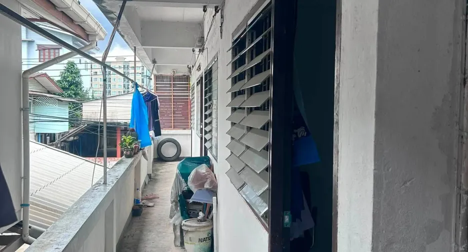 For sale 24 bedrooms townhouse in Phra Khanong, Bangkok