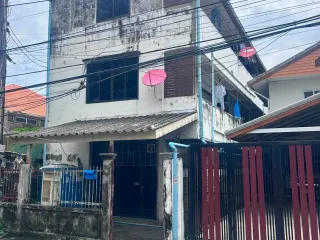 For sale 24 bedrooms townhouse in Phra Khanong, Bangkok
