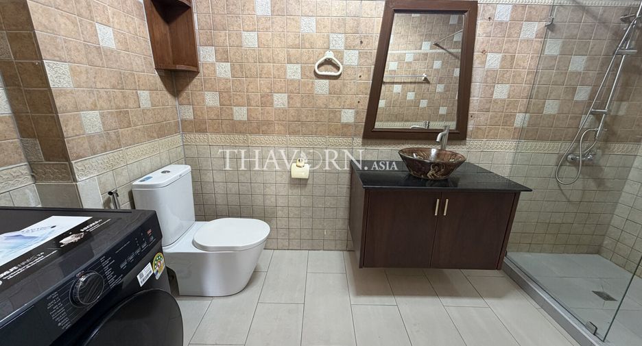 Продажа 2 спальни кондо в Йомтиен, Паттайя