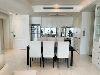Wohnung zum Kauf mit 2 Zimmer in Yan Nawa, Bangkok