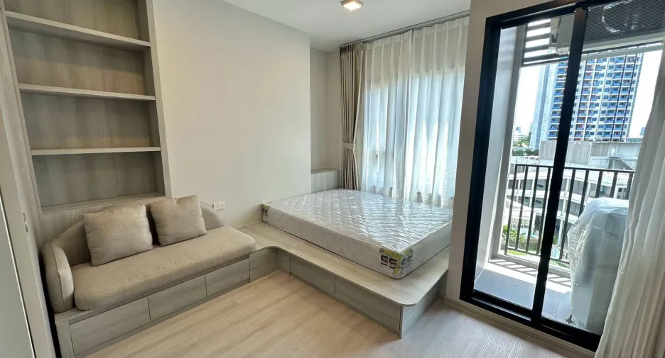 For rent 1 Beds condo in Huai Khwang, Bangkok