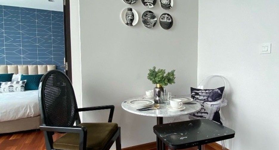For rent 1 bed condo in Pathum Wan, Bangkok