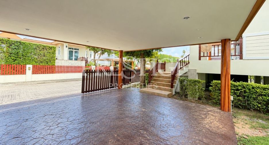 For rent 3 bedrooms house in Bang Lamung, Chonburi