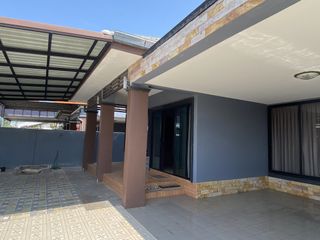 Haus zum Kauf mit 3 Zimmer in Cha Am, Phetchaburi