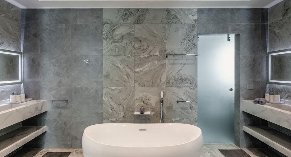 Villa en alquiler de 7 habitaciones en Thalang, Phuket