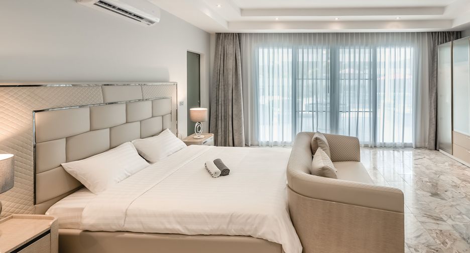 Villa en alquiler de 7 habitaciones en Thalang, Phuket