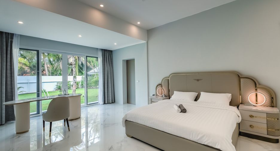 Villa en alquiler de 7 habitaciones en Thalang, Phuket