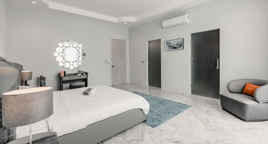 Villa en alquiler de 7 habitaciones en Thalang, Phuket