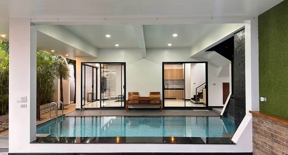 Villa en alquiler de 4 habitaciones en Thalang, Phuket