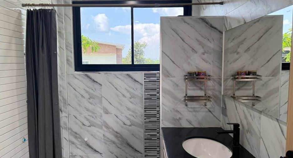 Villa en alquiler de 4 habitaciones en Thalang, Phuket