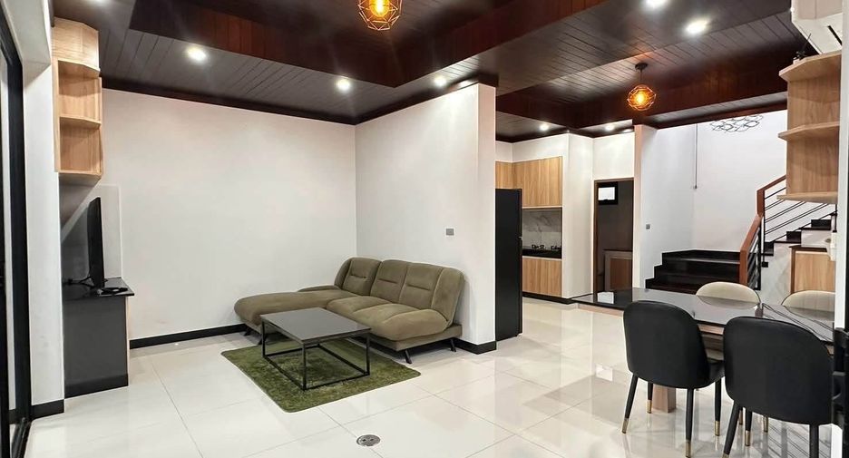 Villa en alquiler de 4 habitaciones en Thalang, Phuket