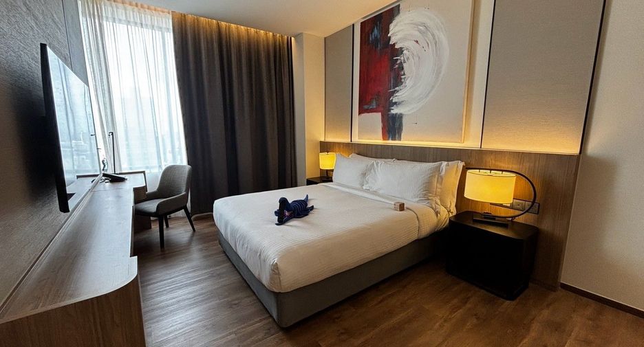 For rent 3 bedrooms apartment in Sathon, Bangkok
