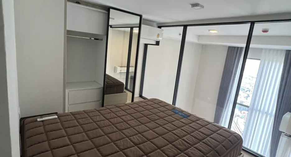 À vendre 1 chambre condo à Khlong Toei, Bangkok