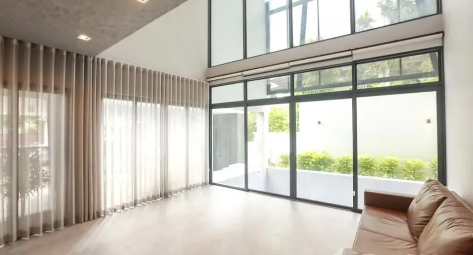 For sale and for rent 5 bedrooms house in Bang Sue, Bangkok