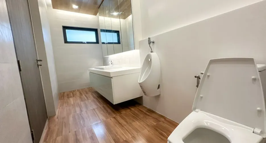 For sale and for rent 5 bedrooms house in Bang Sue, Bangkok