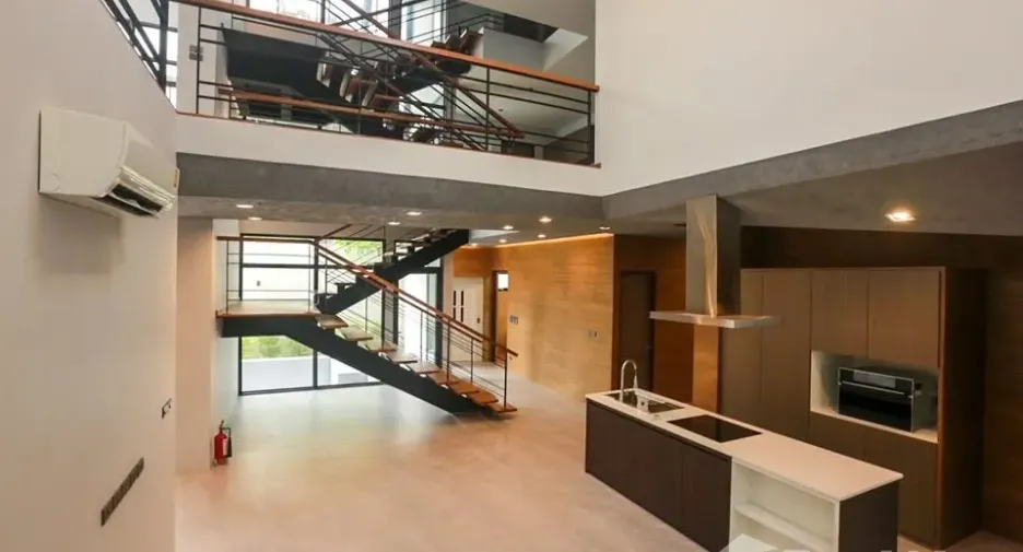 For sale and for rent 5 bedrooms house in Bang Sue, Bangkok