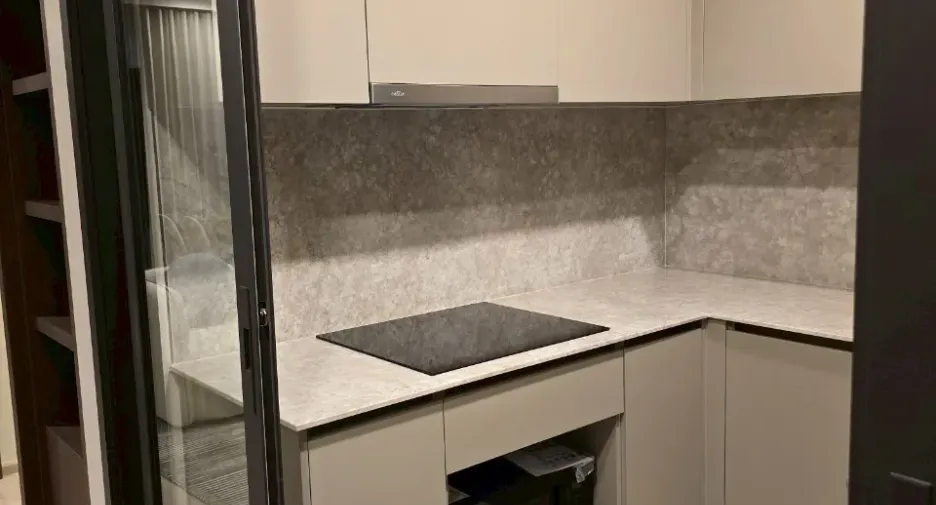 For rent 2 bedrooms condo in Huai Khwang, Bangkok