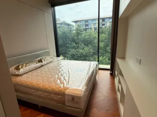 Condo en alquiler de 2 habitaciones en Bang Phli, Samut Prakan