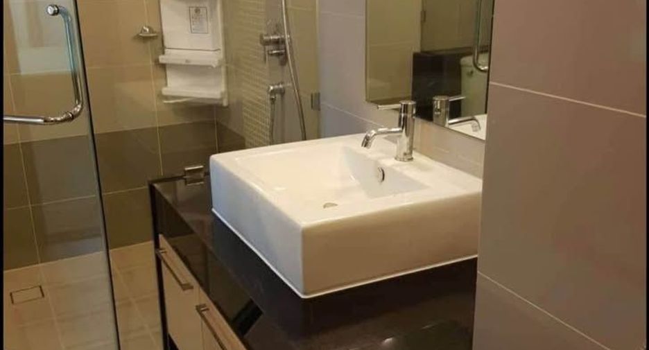 For rent 2 bedrooms condo in Bang Kho Laem, Bangkok