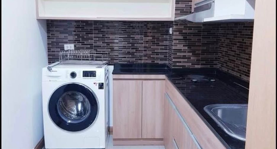 For rent 2 bedrooms condo in Bang Kho Laem, Bangkok