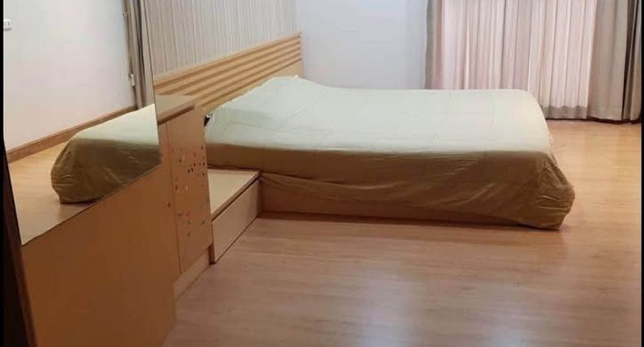 For rent 2 bedrooms condo in Bang Kho Laem, Bangkok