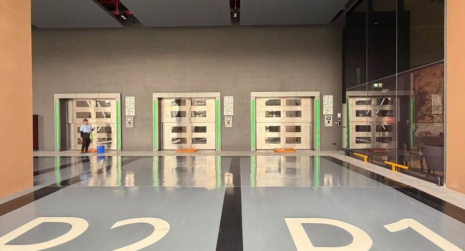 For rent 2 bedrooms condo in Khan Na Yao, Bangkok