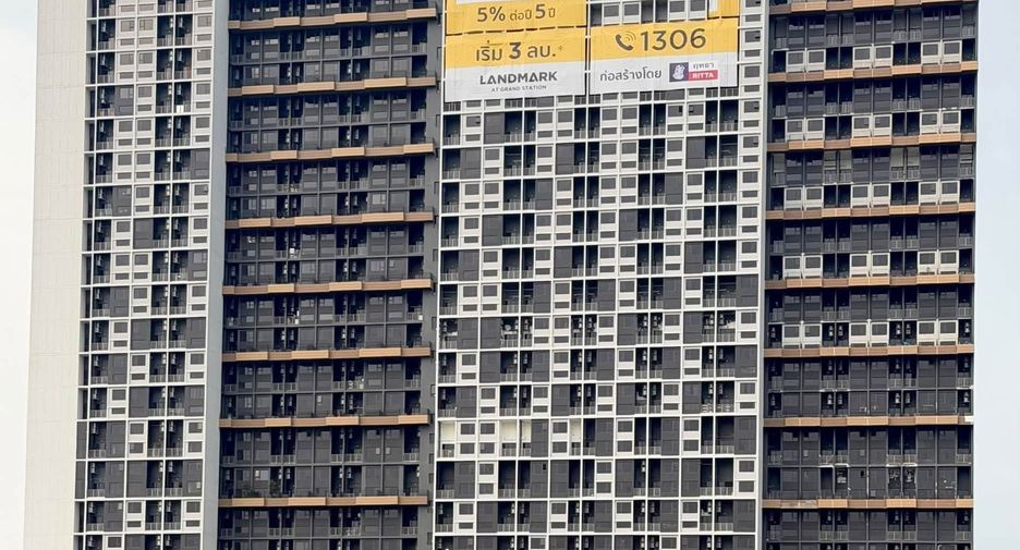 For rent 2 bedrooms condo in Khan Na Yao, Bangkok