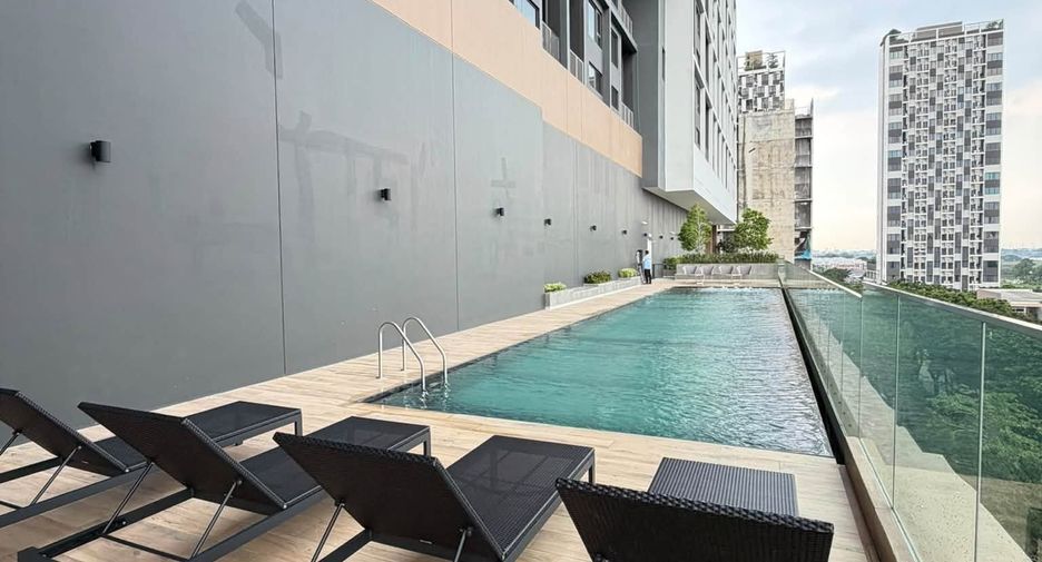 For rent 2 bedrooms condo in Khan Na Yao, Bangkok