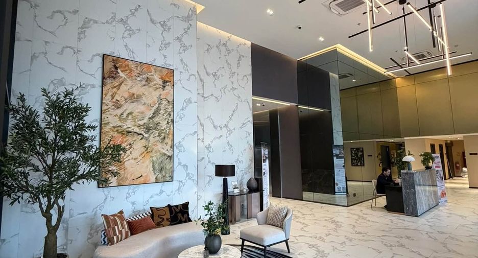 For rent 2 bedrooms condo in Khan Na Yao, Bangkok