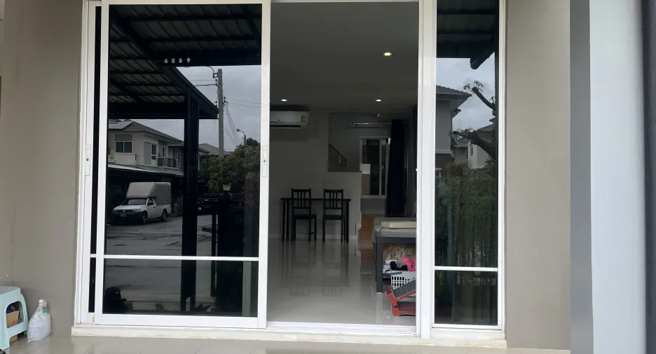 Casa en venta de 3 habitaciones en Bang Phli, Samut Prakan