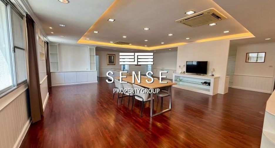 For rent 3 bedrooms condo in Watthana, Bangkok