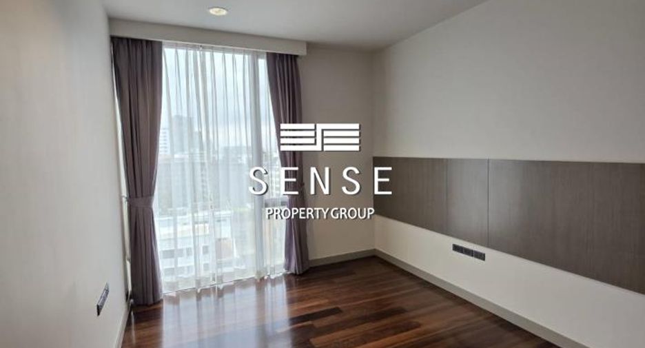 For rent 3 ベッドルーム condo in Khlong Toei, Bangkok