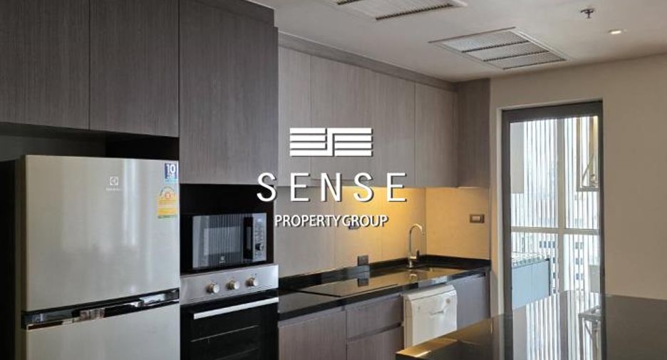 For rent 3 ベッドルーム condo in Khlong Toei, Bangkok